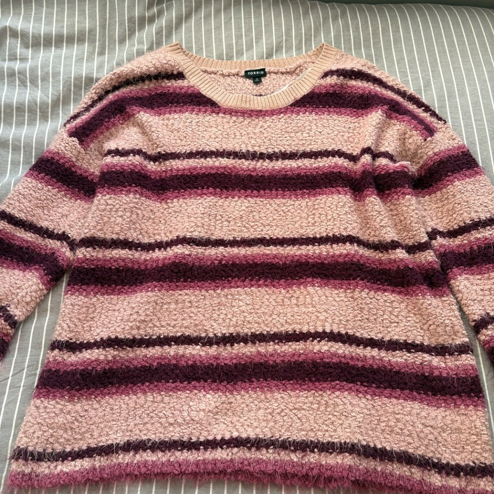 Women's Size 2XL Plus Size Torrid Sweater